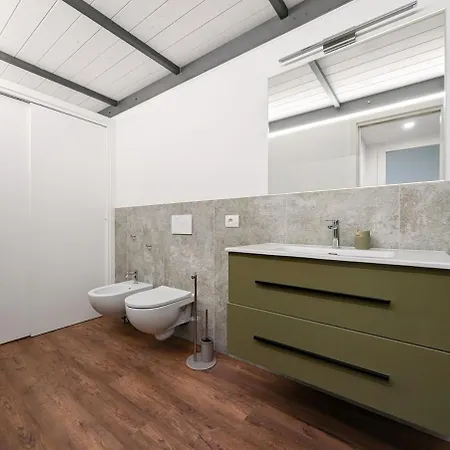 Loft - Wi-fi, Ground Floor, 2 Bathrooms Апартаменты *
